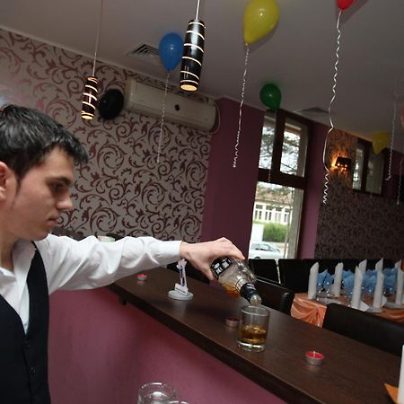 Hotel Turist Нептун Экстерьер фото