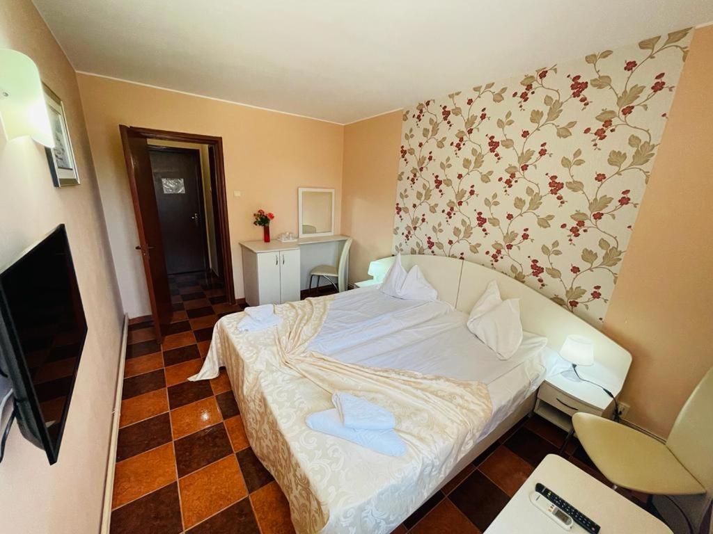 Hotel Turist Нептун Экстерьер фото