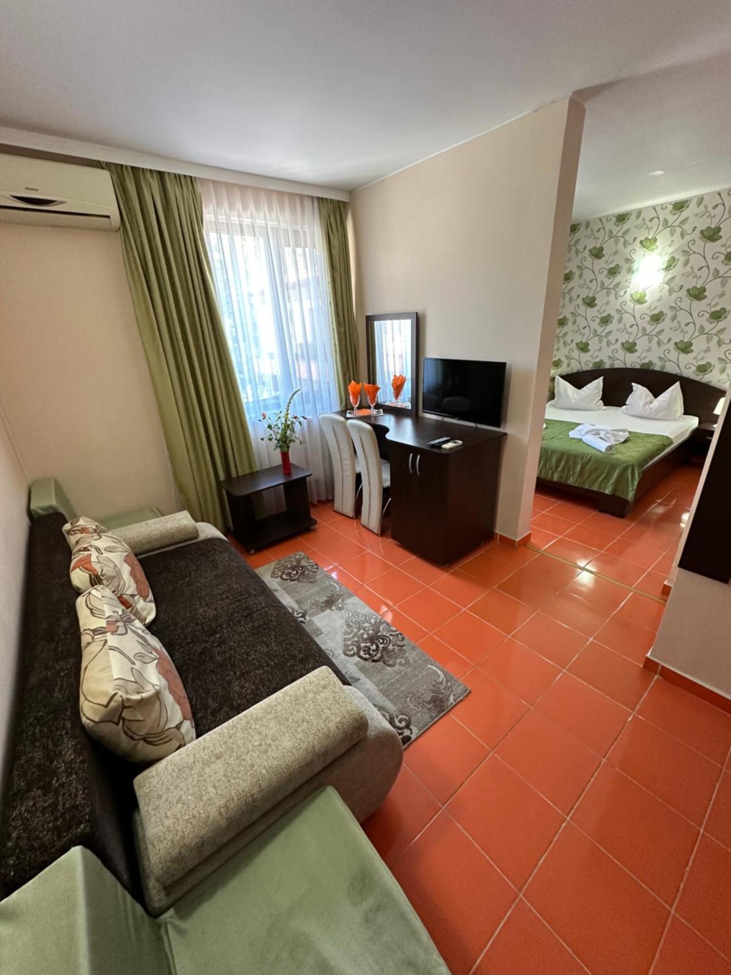 Hotel Turist Нептун Экстерьер фото