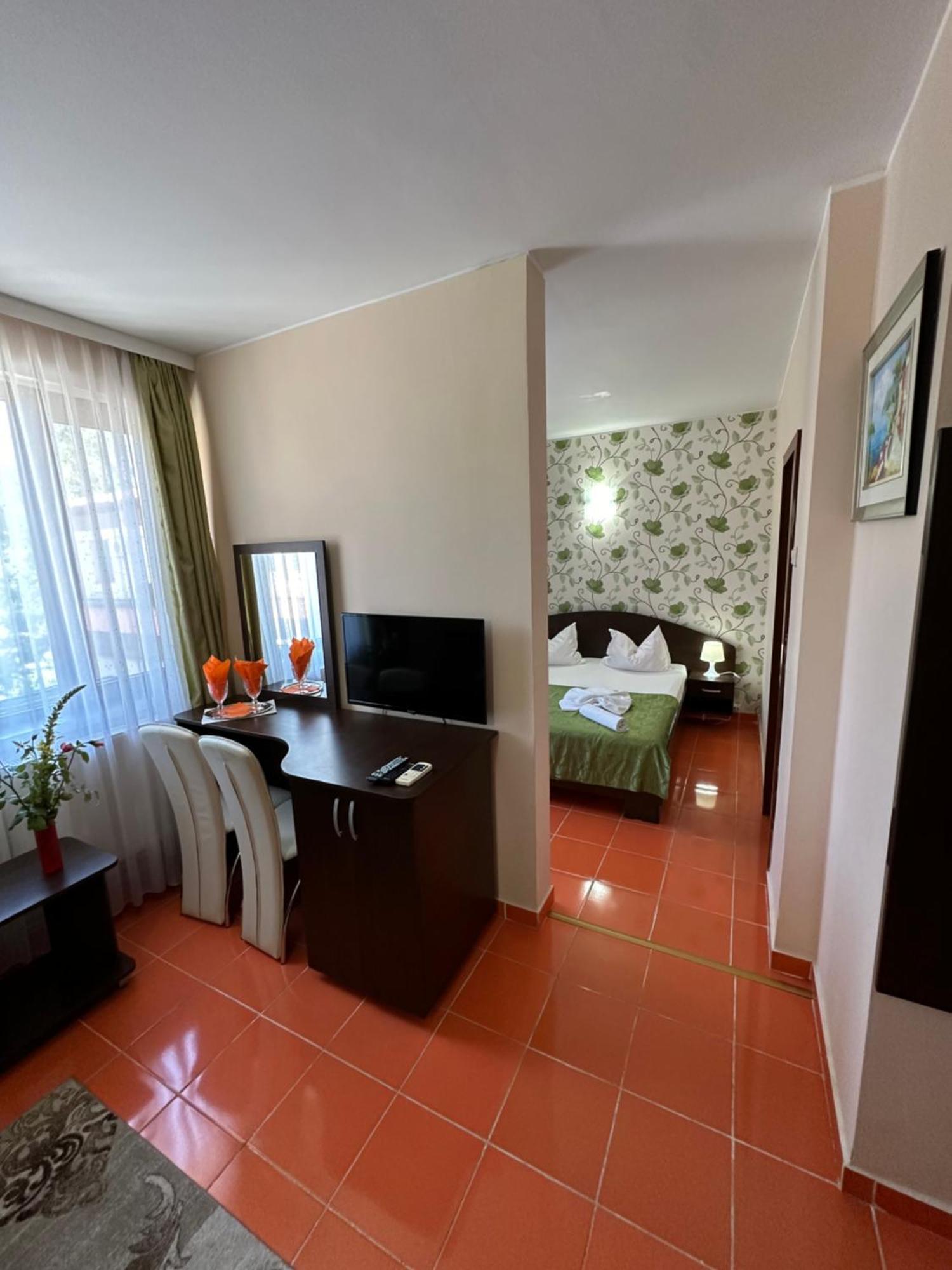 Hotel Turist Нептун Экстерьер фото