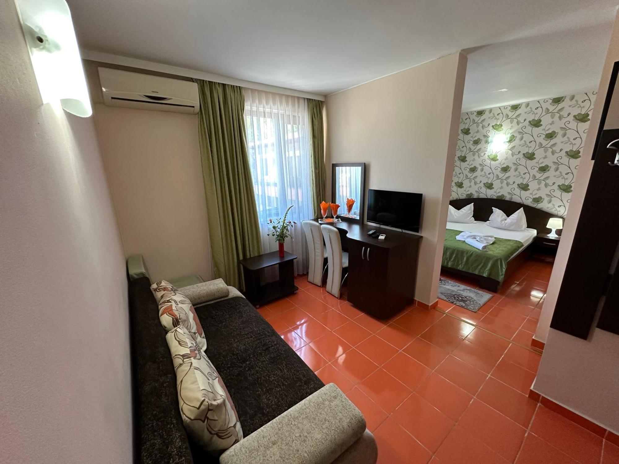 Hotel Turist Нептун Экстерьер фото